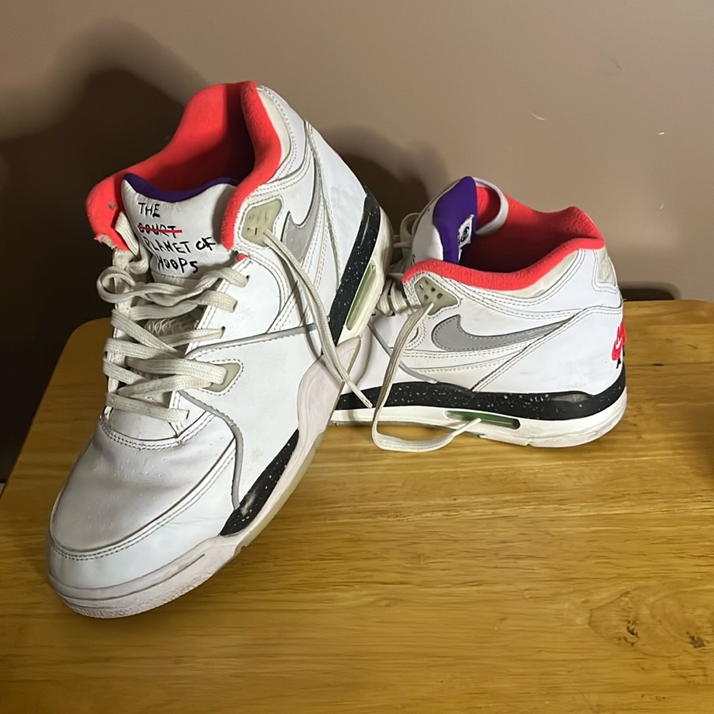 😄Nike Air Flights 89 Planet If Hoops 8.5